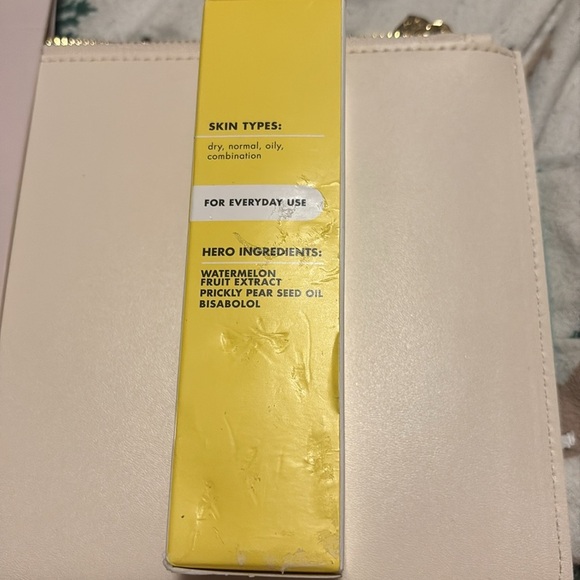 Elf Suntouchable! All Set For Sun SPF 45 Sunscreen and SPF 35 Sunscreen - Picture 7 of 9